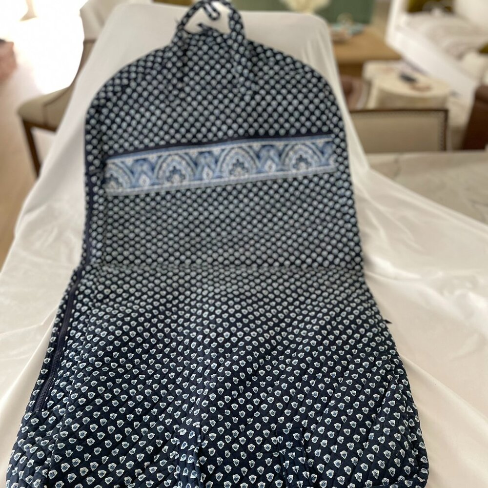 Vera Bradley Hanging Garment Bag Nantucket Navy Spring 2005 *retired pattern*